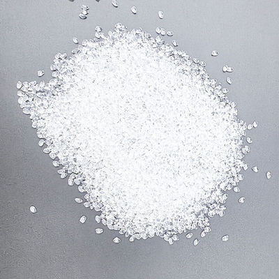 Vrouwelijk hoogtransparant TPU polyurethaan composteerbaar plastic korrels grondstof