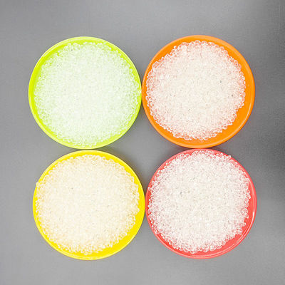 Vervormbare plastic thermoplastische polymer pellets Perlen Transparante op maat
