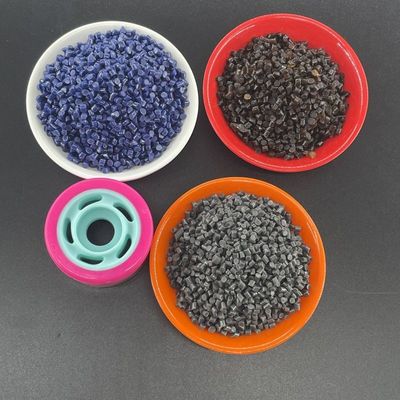 Aanpassing van de kleur van het TPU voor injectievormige verlengingsschoenen en telefoonhoesjes