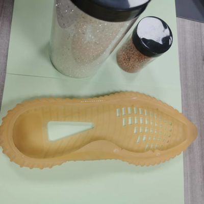 85A Zwart Flexibel Geleidend TPU Materiaal Uitstekende Chemische Bestendigheid Schoenmateriaal Grondstof Buitenzolen Goede Prijs