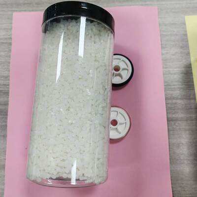 Gemodificeerde UV-bestendige en vergelingsbestendige TPU-korrels zijn direct uit de fabriek te koop