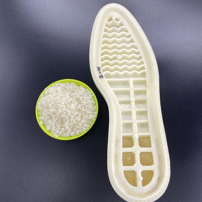 Eco-conscious GRS Recycled TPU door Dingzhi, die duurzame goederen zuiniger en veelzijdiger maakt